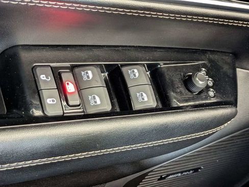 Used 2023 Jeep Wagoneer Series II image 26