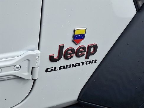 Used 2020 Jeep Gladiator Rubicon image 30