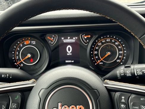 Used 2024 Jeep Wrangler Sport S image 18