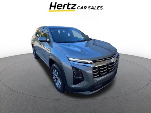 Used 2025 Chevrolet Equinox LT image 1