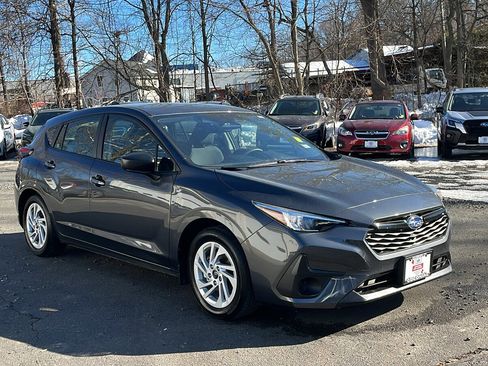 Certified 2025 Subaru Impreza 2.0i image 3