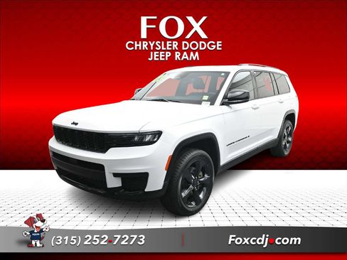 Used 2023 Jeep Grand Cherokee L Altitude AWD/4WD image 1