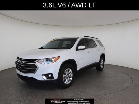 Used 2021 Chevrolet Traverse LT AWD/4WD image 2