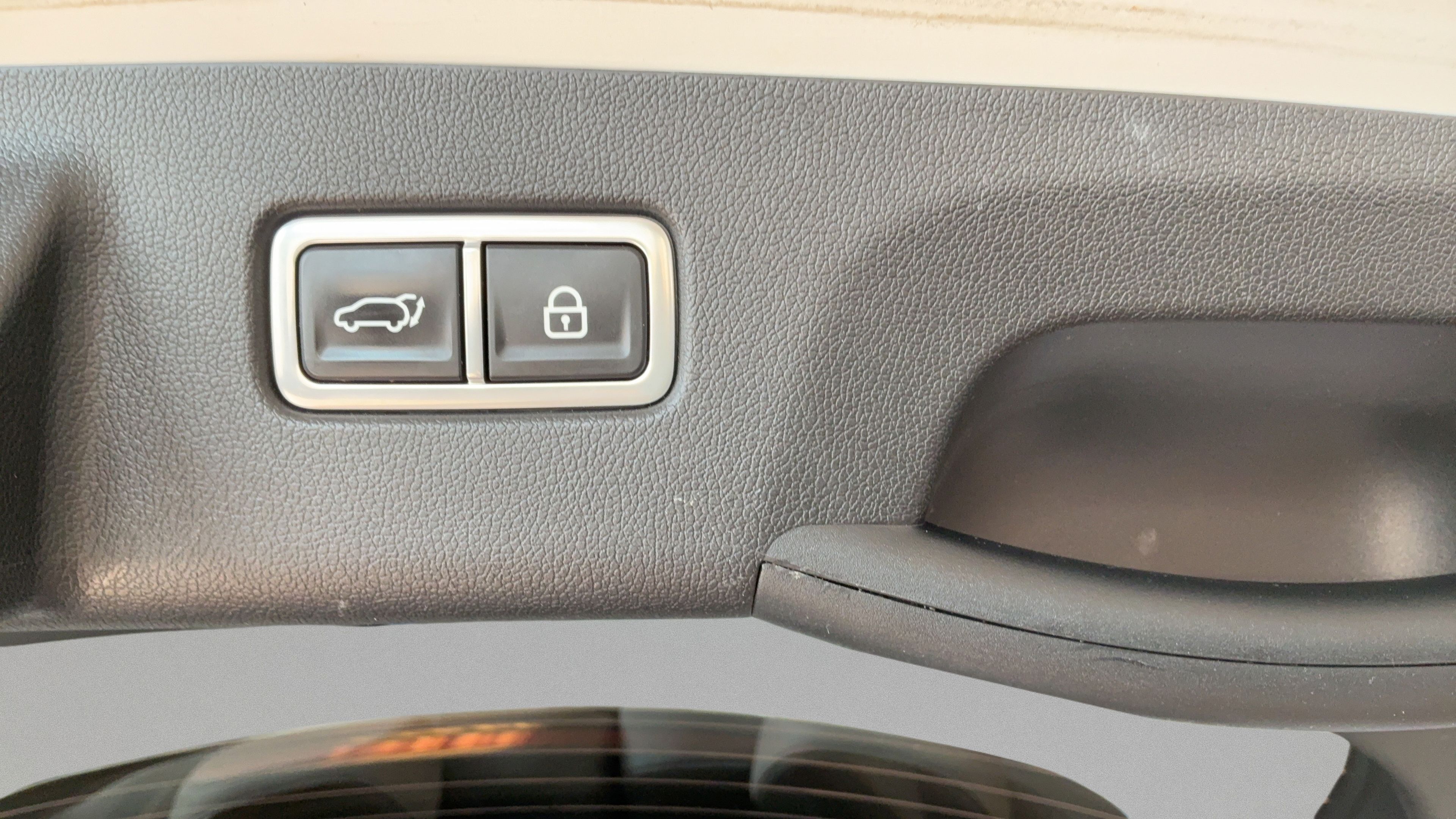 Used 2022 Kia Sorento SX FWD image 41