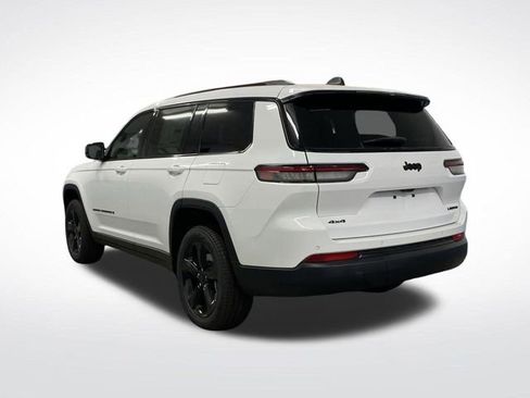 New 2025 Jeep Grand Cherokee L Limited w/ Black Appearance Package image 3