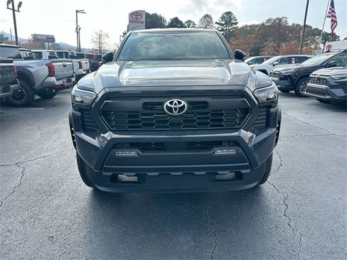 New 2025 Toyota Tacoma TRD Off-Road image 12