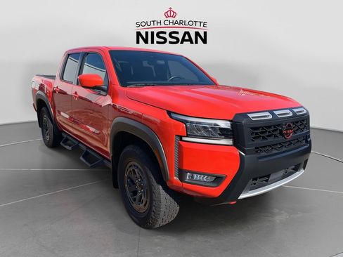 Used 2025 Nissan Frontier PRO-4X AWD/4WD image 1