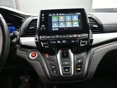 Used 2019 Honda Odyssey EX image 10