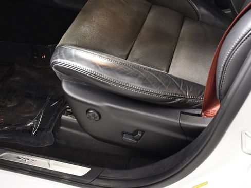 Used 2020 Jeep Grand Cherokee SRT AWD/4WD image 16