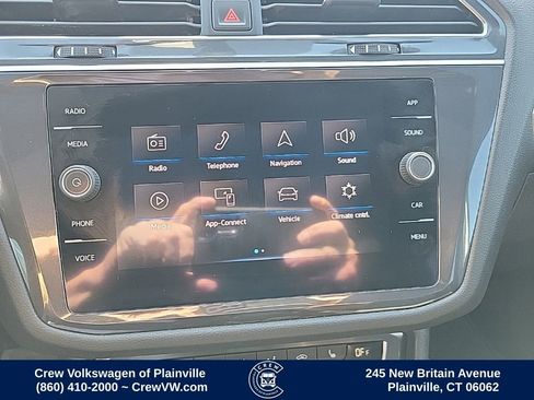 Used 2021 Volkswagen Tiguan SE R-Line AWD/4WD image 6