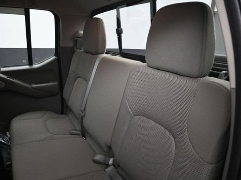 Used 2021 Nissan Frontier SV AWD/4WD image 23