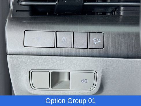 Used 2024 Hyundai Kona SEL image 12