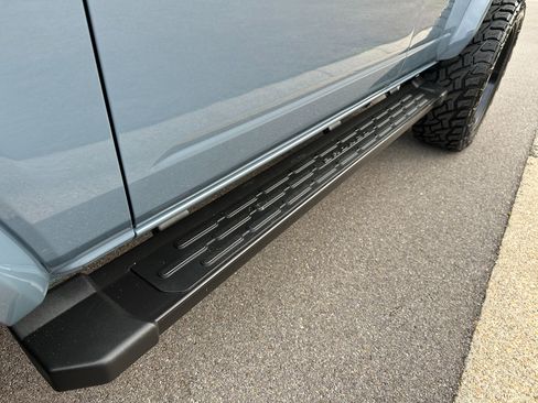 Used 2024 Ford Bronco Outer Banks image 44