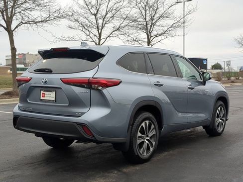 Certified 2020 Toyota Highlander XLE image 5