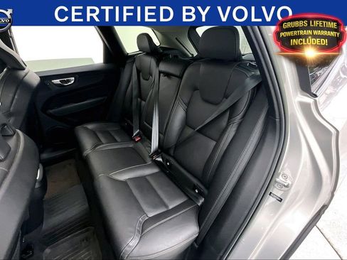 Used 2023 Volvo XC60 B5 Ultimate w/ Climate Package FWD image 34
