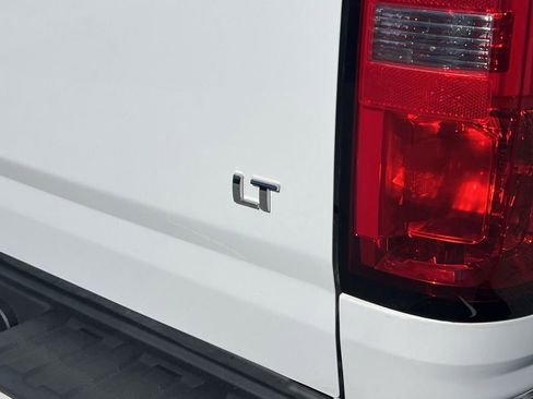 Used 2019 Chevrolet Colorado LT w/ Safety Package image 23