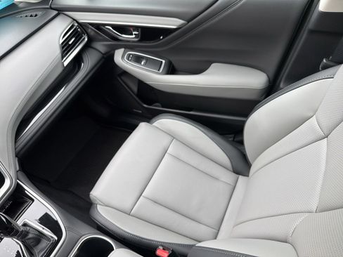 Certified 2025 Subaru Outback Limited image 11