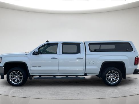 Used 2017 GMC Sierra 1500 SLT w/ SLT Preferred Package AWD/4WD image 6