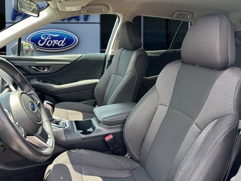 Used 2023 Subaru Outback Premium AWD/4WD image 11