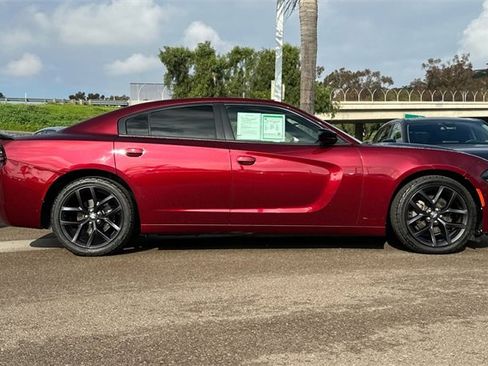 Used 2020 Dodge Charger SXT w/ Blacktop Package image 4