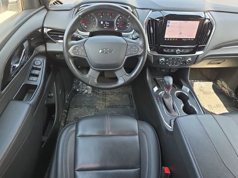 Used 2023 Chevrolet Traverse RS AWD/4WD image 13