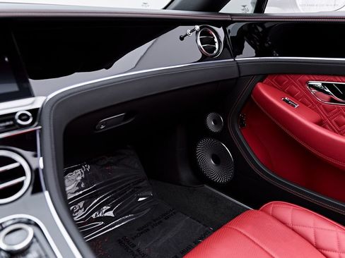 Used 2020 Bentley Continental GT AWD/4WD image 80