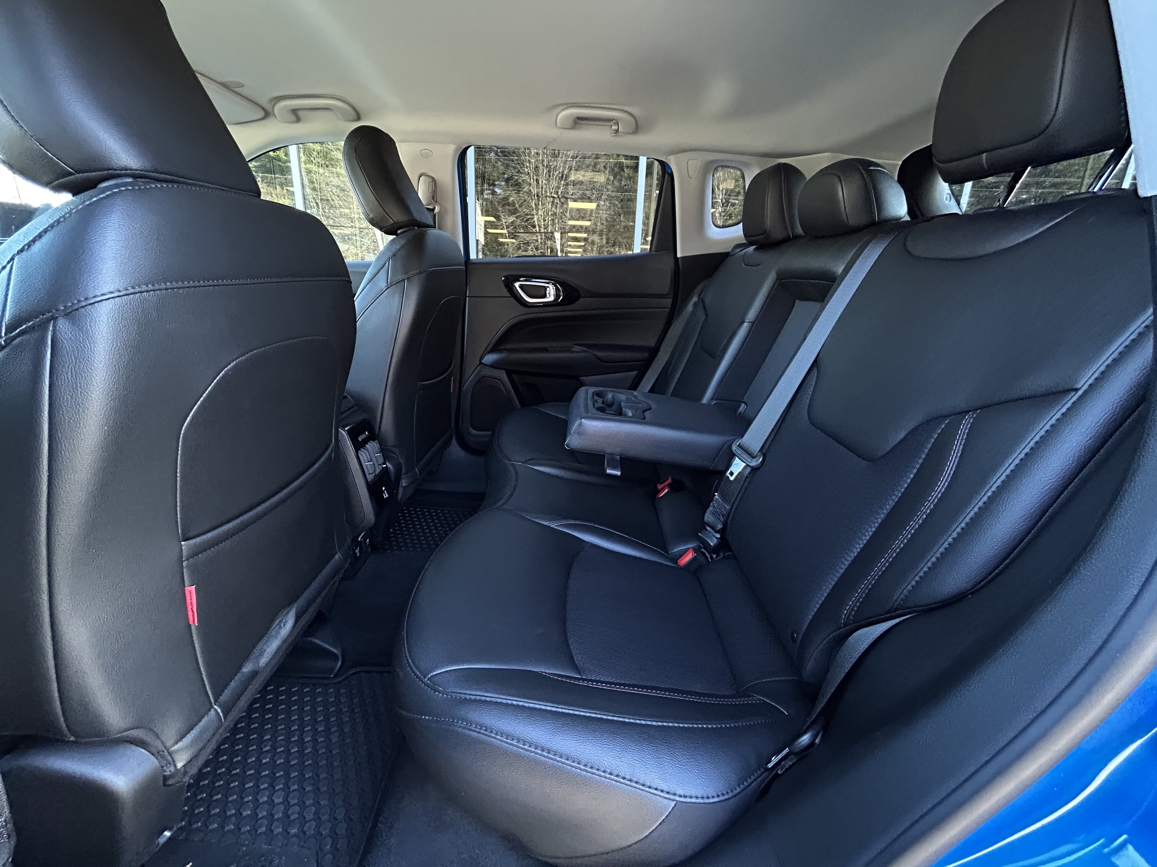 Certified 2022 Jeep Compass Trailhawk w/ Trailhawk Convenience Group AWD/4WD image 41