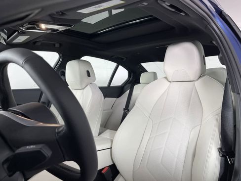 Certified 2024 BMW i5 eDrive40i w/ Premium Package image 12