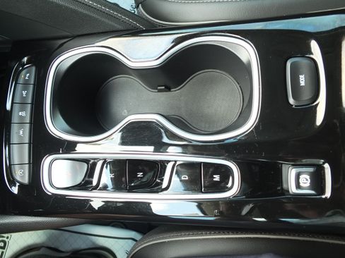 Used 2023 Buick Envision Avenir FWD image 26