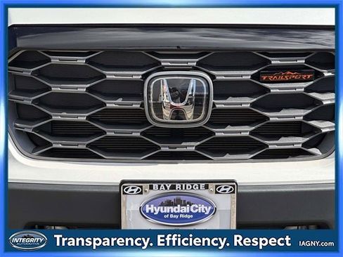 Used 2023 Honda Passport TrailSport image 9