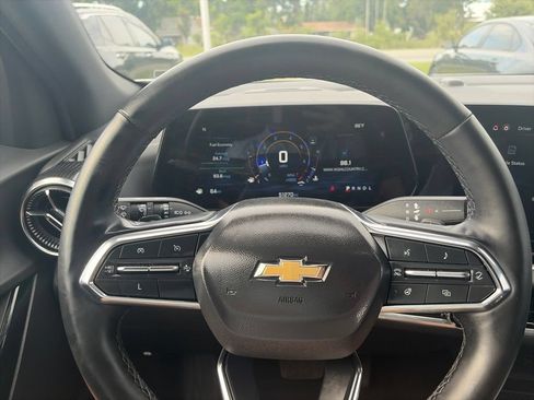 Used 2025 Chevrolet Equinox LT w/ Convenience Package II FWD image 19