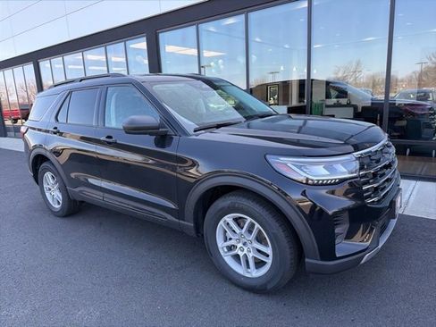 New 2026 Ford Explorer Active image 1
