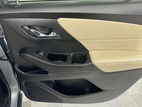 Used 2024 Chevrolet Traverse LS w/ Safety Package image 27