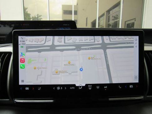 Used 2025 Ford Expedition Active image 12