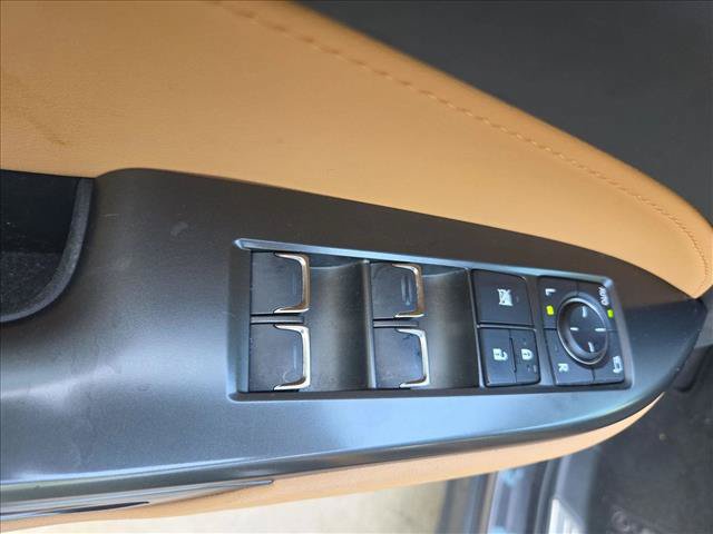 Used 2025 Lexus NX 250 FWD w/ Accessory Package (Z1) image 10