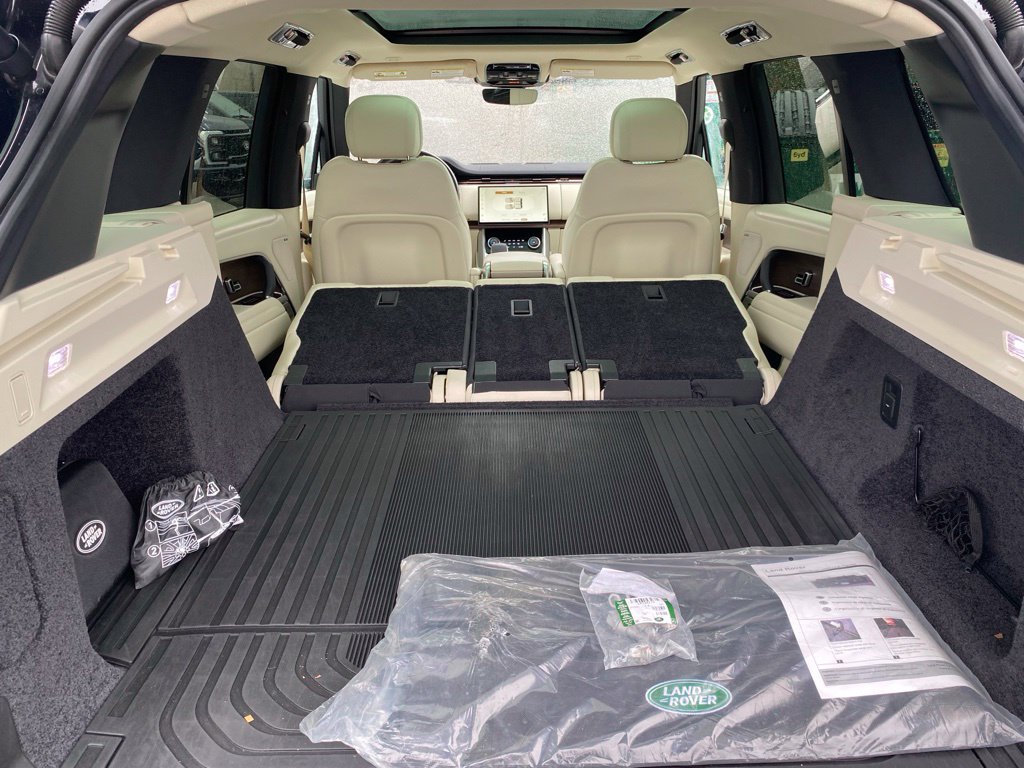 Used 2023 Land Rover Range Rover SE AWD/4WD image 54
