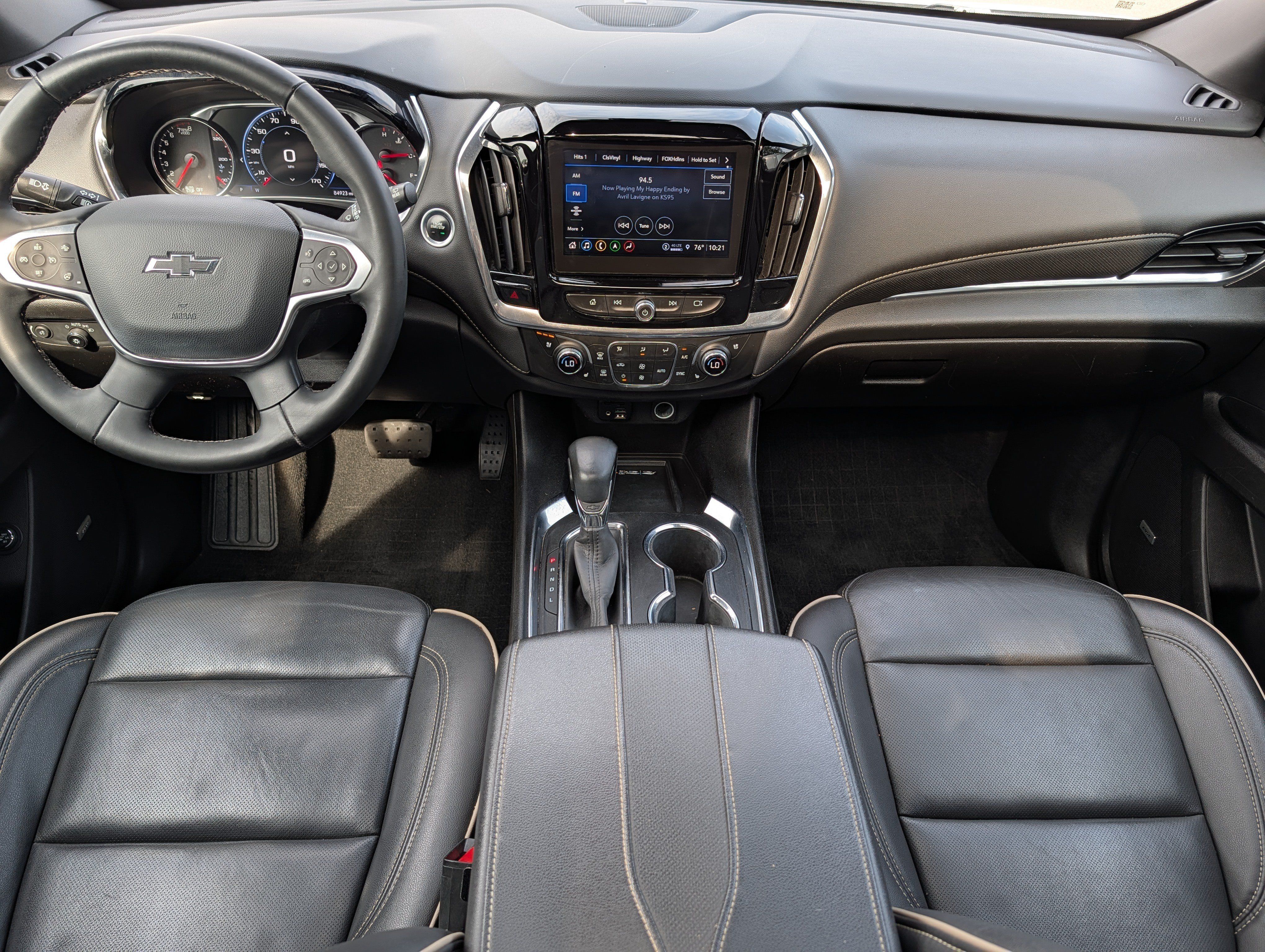 Used 2023 Chevrolet Traverse Premier w/ Redline Edition AWD/4WD image 10
