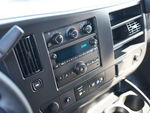 Used 2025 Chevrolet Express 2500 w/ Communications Package RWD image 22