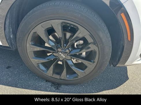 Certified 2023 Kia Sorento SX FWD image 27