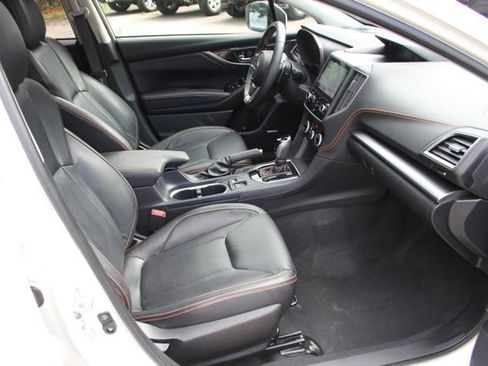 Used 2019 Subaru Crosstrek 2.0i Limited w/ Moonroof Package w/Navigation AWD/4WD image 37