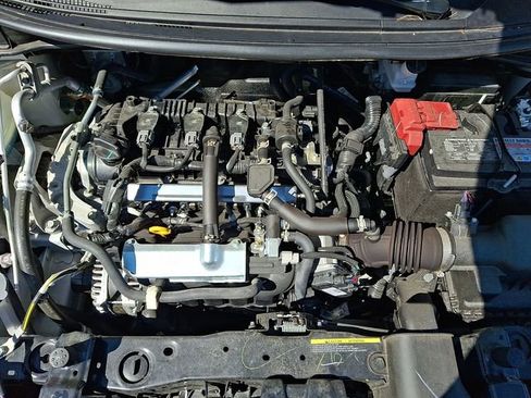 Used 2025 Nissan Versa SV w/ Trunk Package image 27