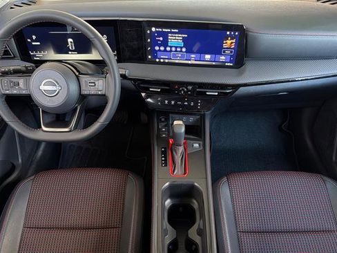 New 2026 Nissan Kicks SR FWD image 14