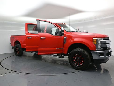 Used 2017 Ford F350 Lariat w/ Lariat Ultimate Package image 31