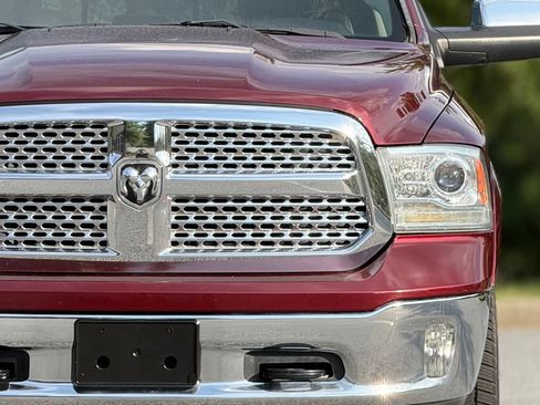 Used 2016 RAM 1500 Laramie AWD/4WD image 15