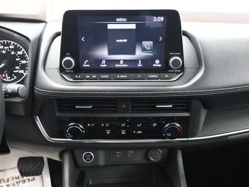 Used 2023 Nissan Rogue S AWD/4WD image 32