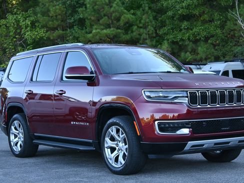 Used 2022 Jeep Wagoneer Series II image 11