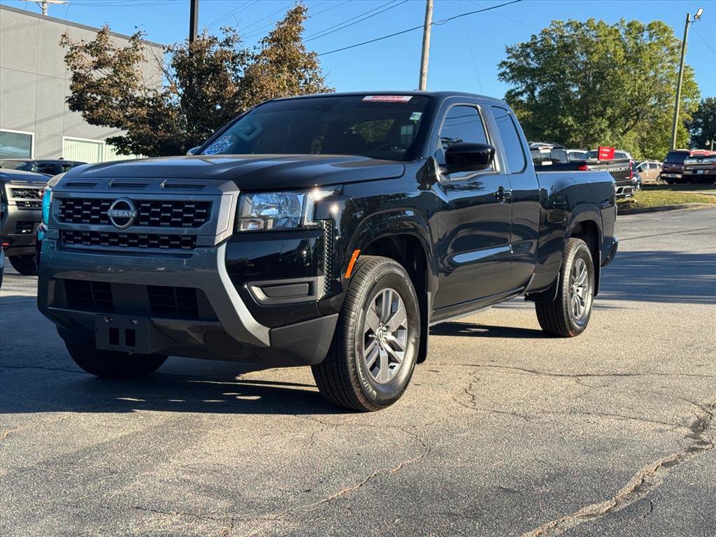 Certified 2025 Nissan Frontier SV RWD image 7