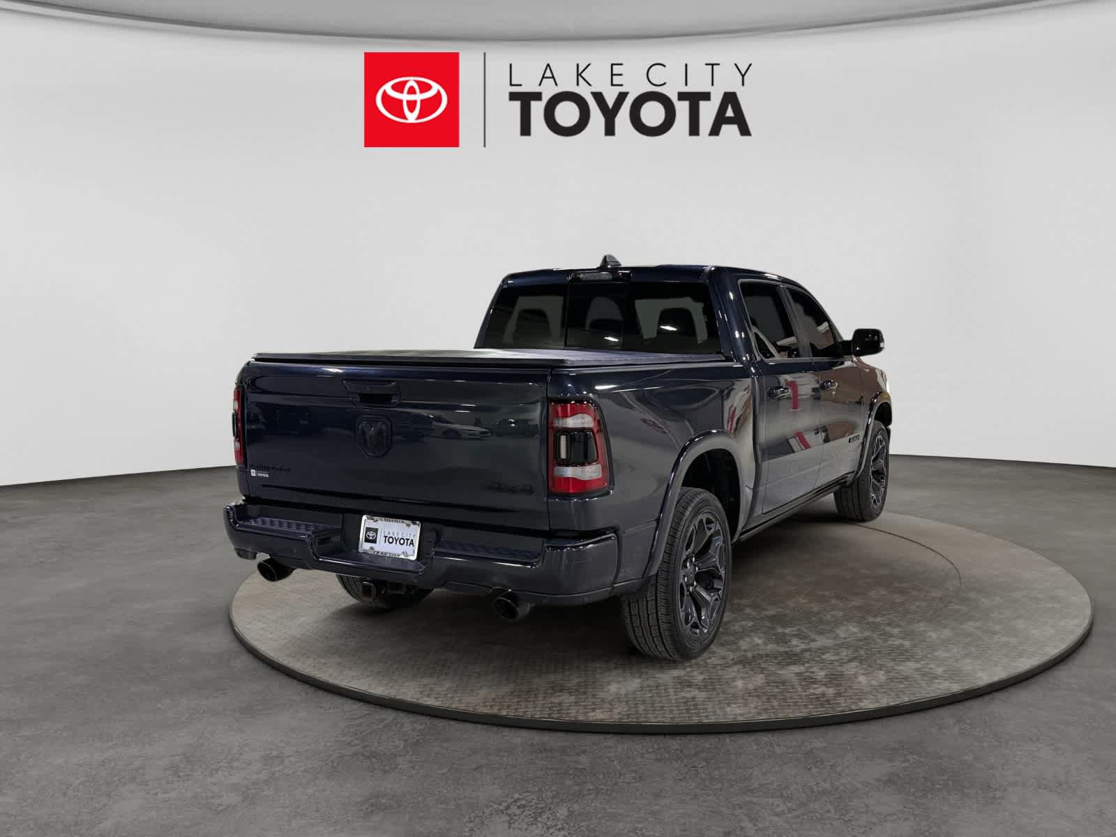 Used 2021 RAM 1500 Limited w/ Night Edition AWD/4WD image 9