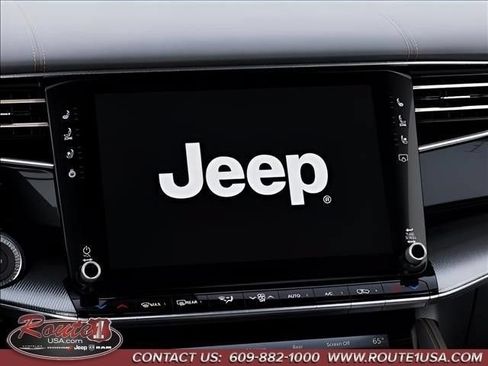 New 2026 Jeep Grand Wagoneer L Summit AWD/4WD image 19