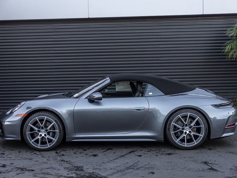 Used 2026 Porsche 911 Carrera T image 2